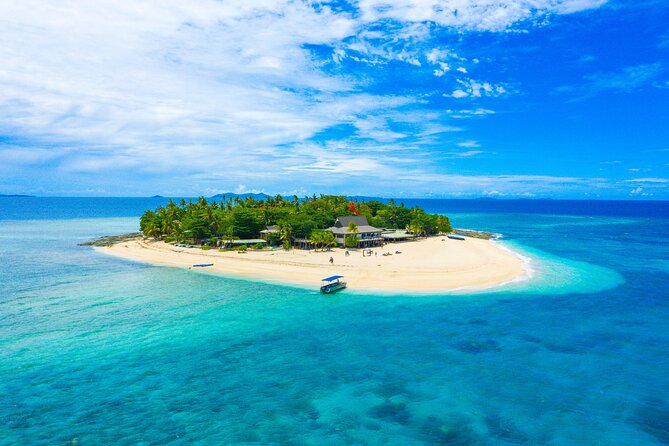 Beachcomber Island Escape - A Perfect Day in Paradise - Snorkeling, fish feeding, and the glass-bottom boat