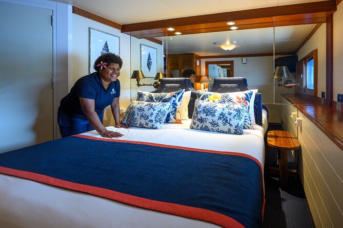 Blue Lagoon Cruises - Explorer Cruise - 3 Nights - Day one: sailing from Denarau toward the Cast Away island