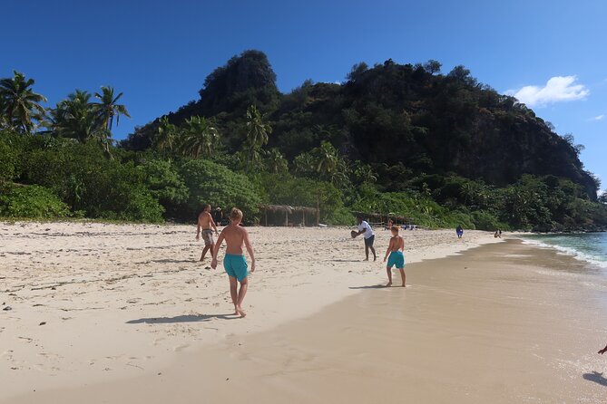 Cruisin Fiji: Authentic Fijian Day Cruise – Best Day in Fiji - Why the crew earns so much praise
