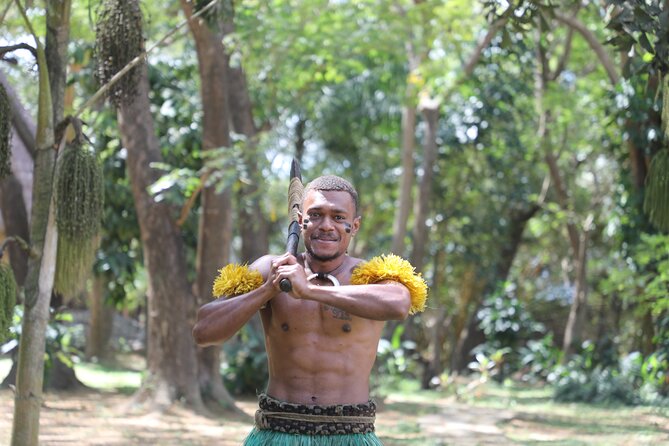 Cultural Day Tour - Pottery and weaving make the visit more personal
