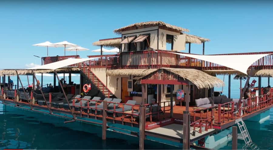 Denarau: Seventh Heaven Floating Bar Day Trip - Finding a place to lounge