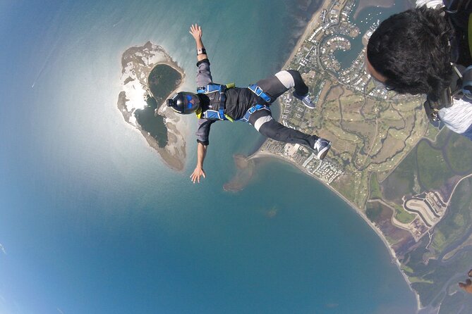 Extreme 12000ft Tandem Jump (45 seconds free fall) - Freefall from 12,000 or 14,000 feet