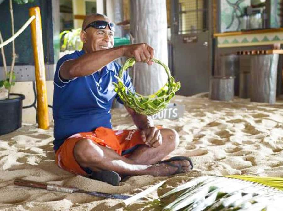 Fiji: Beachcomber Island Day Cruise with Snorkelling - Reaching Beachcomber Island From Port Denarau