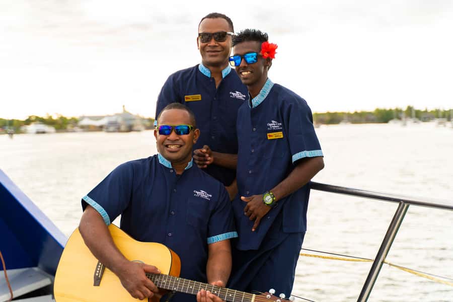 Fiji: Captain Cook Cruises Sunset Dinner Cruise - Fini One: comfort with a social feel