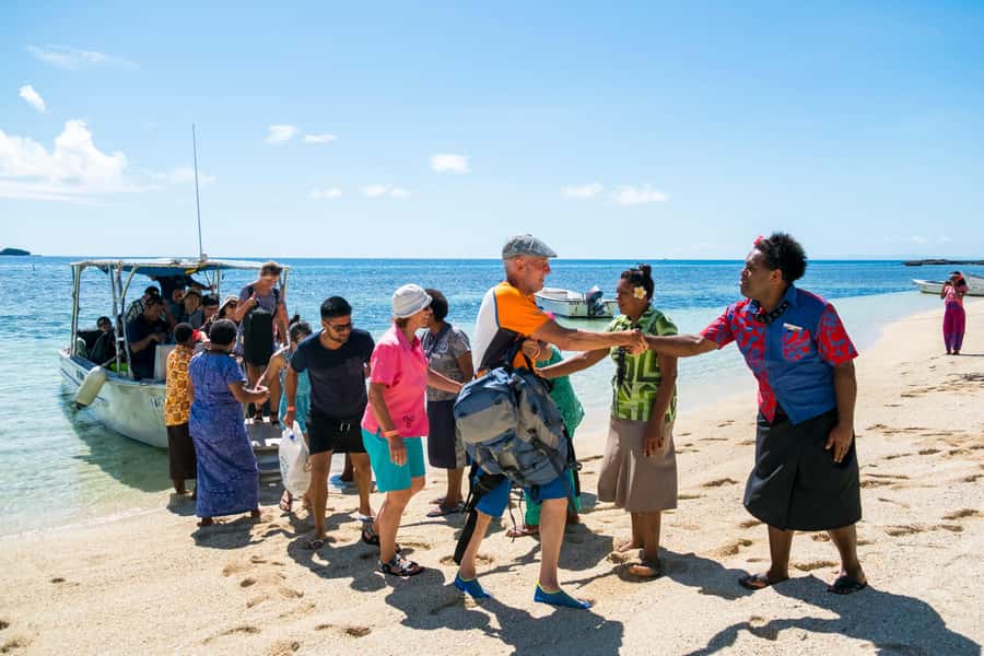 Fiji: Kuata Island Marine Conservation Experience Full Day - Exploring the Intertidal Zone at Low Tide
