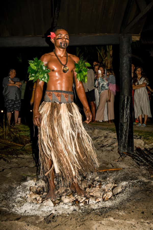 Fiji: Sunset Cruise with Dinner and Fire Show - The journey back after dark