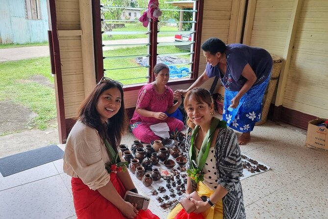 Fijian pottery crafting Village Experience & Natadola Beach Tour - A short look at Sigatoka market