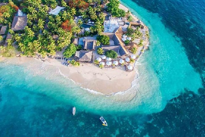 Full Day Castaway Island with Lunch - At a glance: what matters most