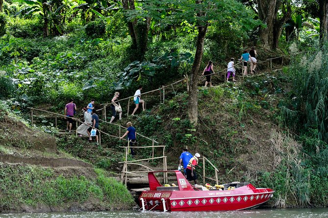 Jet Boat Safari on the Sigatoka River - Why the Sigatoka River is a good change from the coast