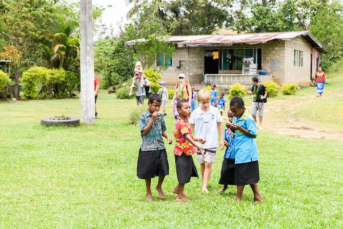 Jet Boat Safari on the Sigatoka River - Lunch, music, and a closer look at local life