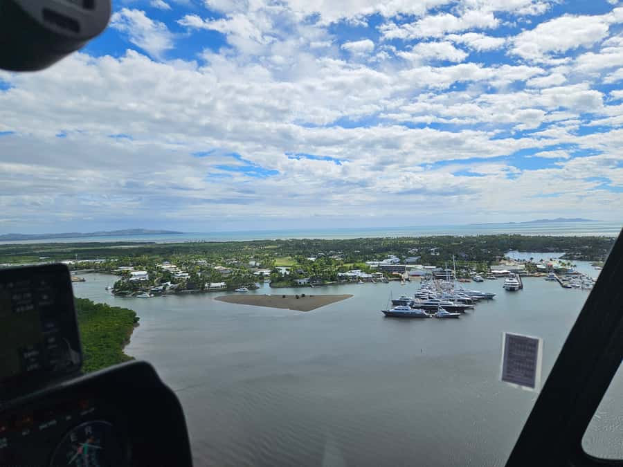 Nadi: 25 minutes Mamanuca Island Tour - The first view: Port Denarau and the coast of Viti Levu