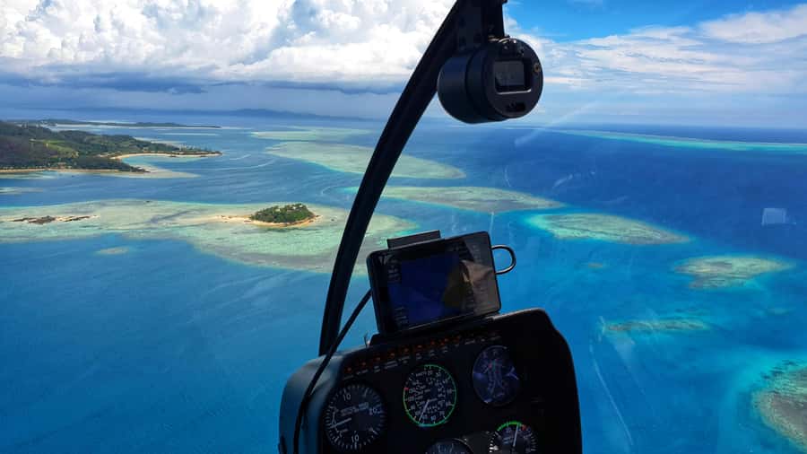 Nadi: 25 minutes Mamanuca Island Tour - Heart Island and the Mamanuca chain