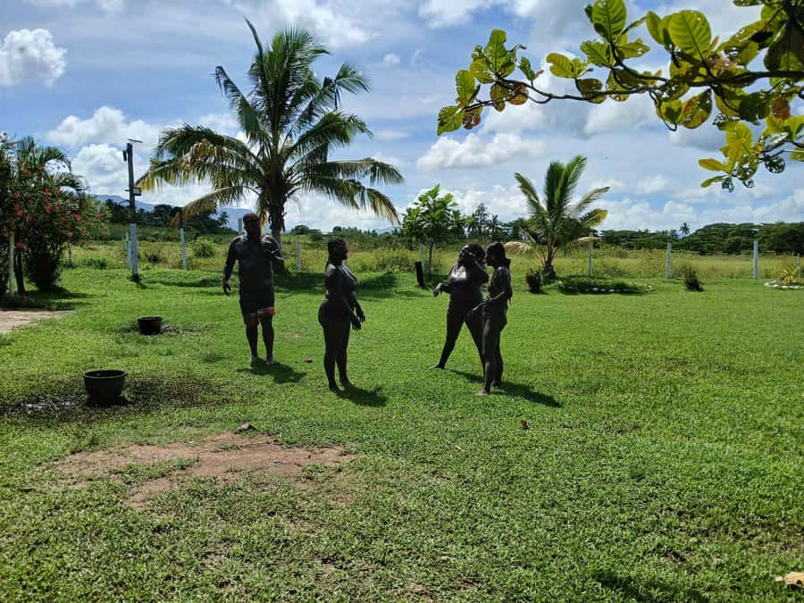 NADI-SABETO: Tifajek Hot Spring and Mudpool Natural Spa - Moving from the mud pool to the hot pool
