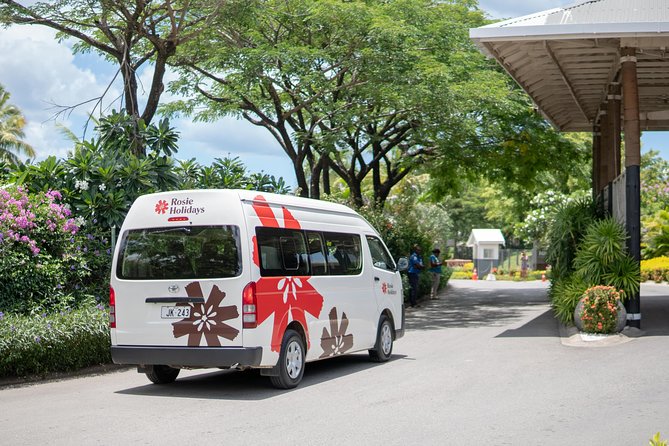 Private Premium Arrival Transfer : Nadi Airport to Hotel - The shell lei and the welcome factor