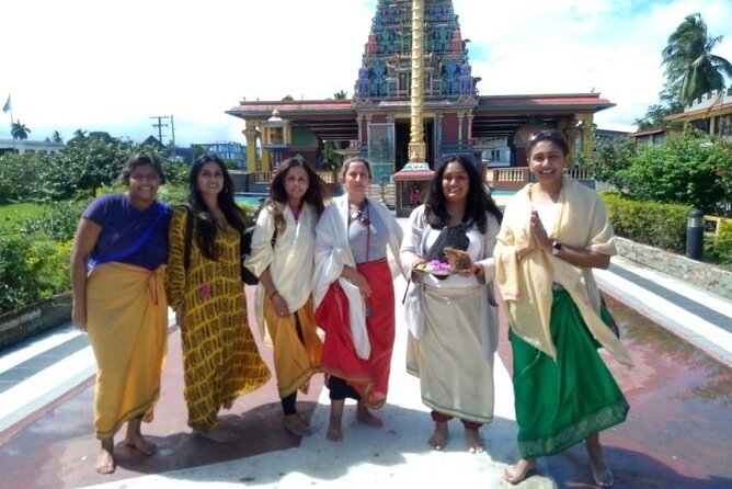Private Tour :Best of Nadi - Walking through the Garden of the Sleeping Giant