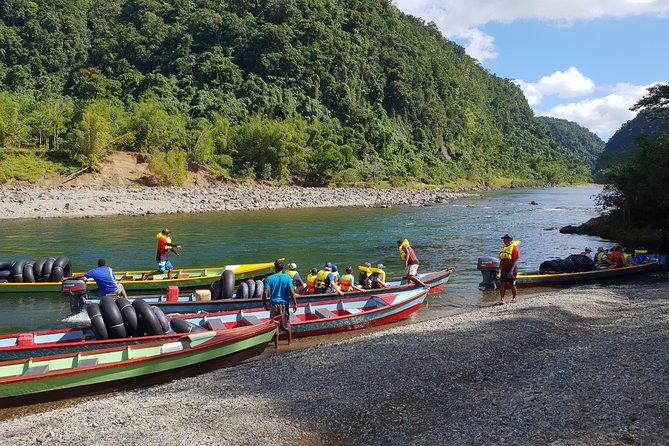 River Tubing Fiji, Navua River - The waterfall swim is the day’s big pause