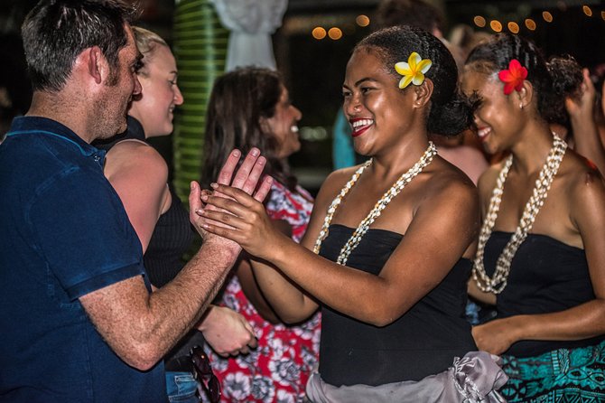 Robinson Crusoe Sunset Cruise Including Dinner, Cultural Show & Transfers - Who will enjoy this experience most