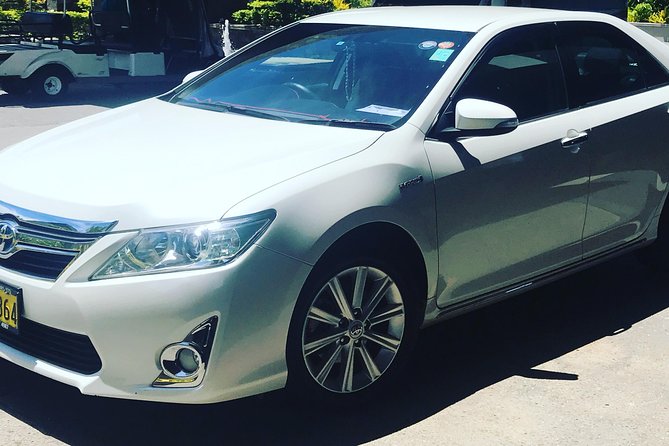 Round Trip Private Transfer From Nadi Airport To Your Resort - Choosing between the Camry, Alpha, and Hiace