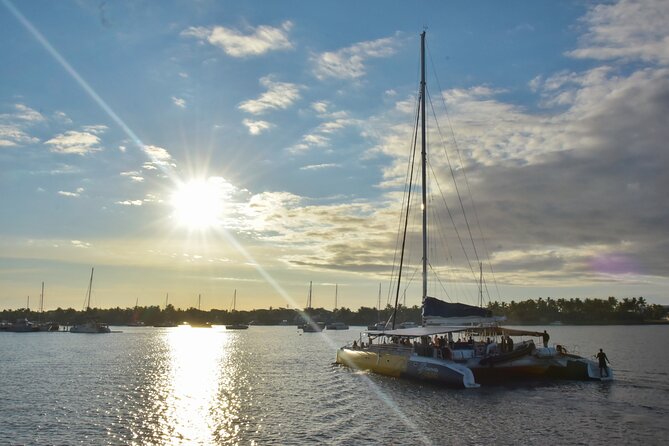Sabre Sunset Cruise with BBQ Dinner & Drinks - The full timing: two hours on the water, about two hours and fifteen minutes overall