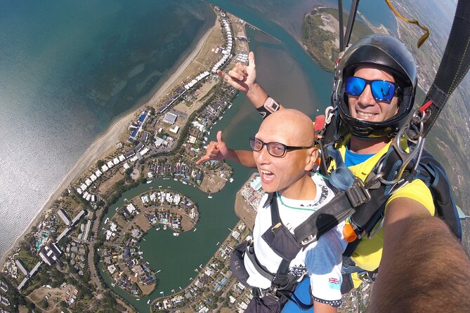 Skydive Fiji Radical 10000ft Tandem Jump (30 seconds free fall) - Key points to know before you book